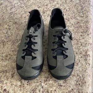 Pandere Barista Shoe